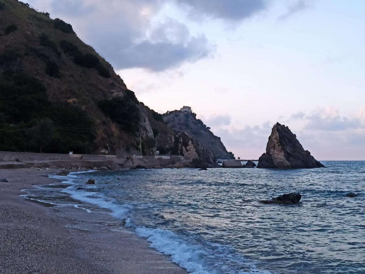 B&B Del Centro Capo d'Orlando Luaran gambar